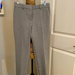 Ann Taylor Sophia Curvy 0P Slack